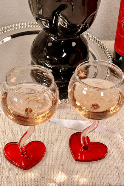 Queen of Hearts Wine Glass