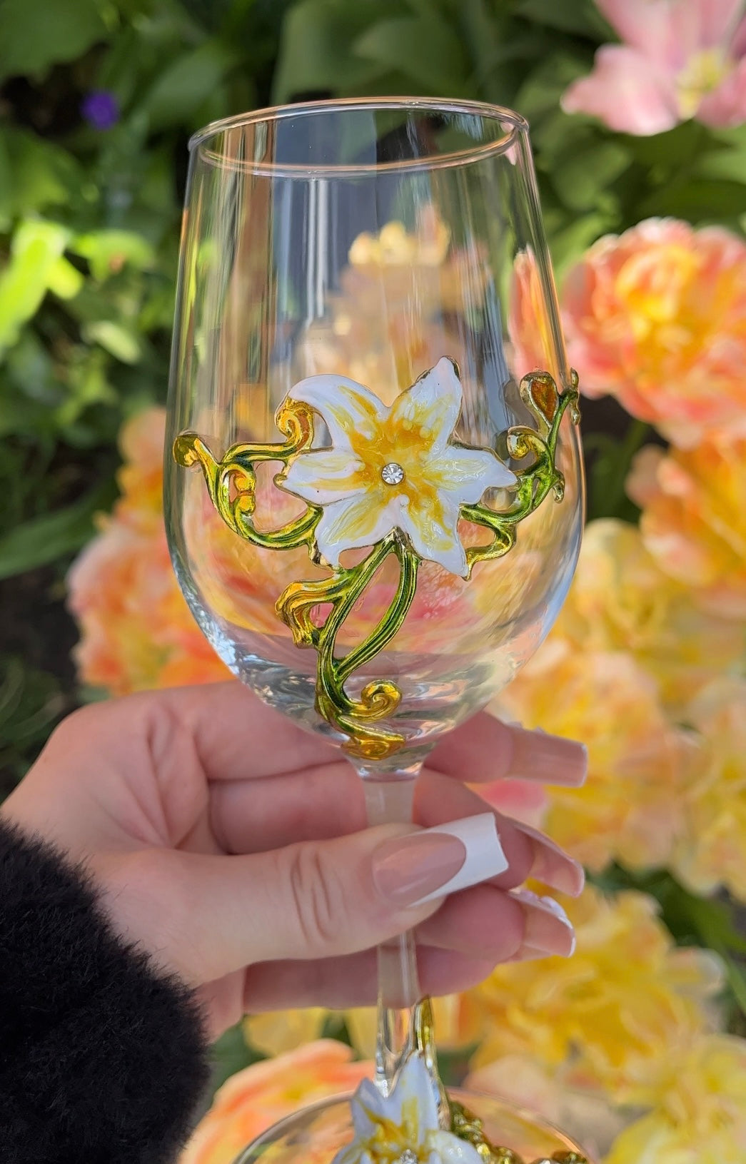 Floral Garden Wine Glass